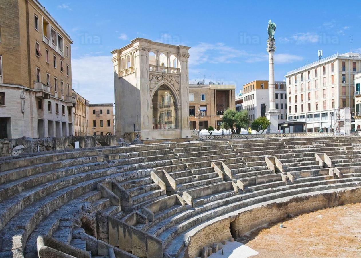 L'Angolo Di Oli' Lecce Exterior photo